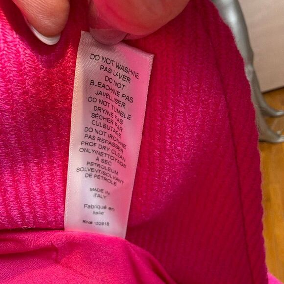 NWT Carolina Herrera Shawl-Collar Belted Wool Twill Coat in Cerise Pink 6 (009) - Picture 14 of 16
